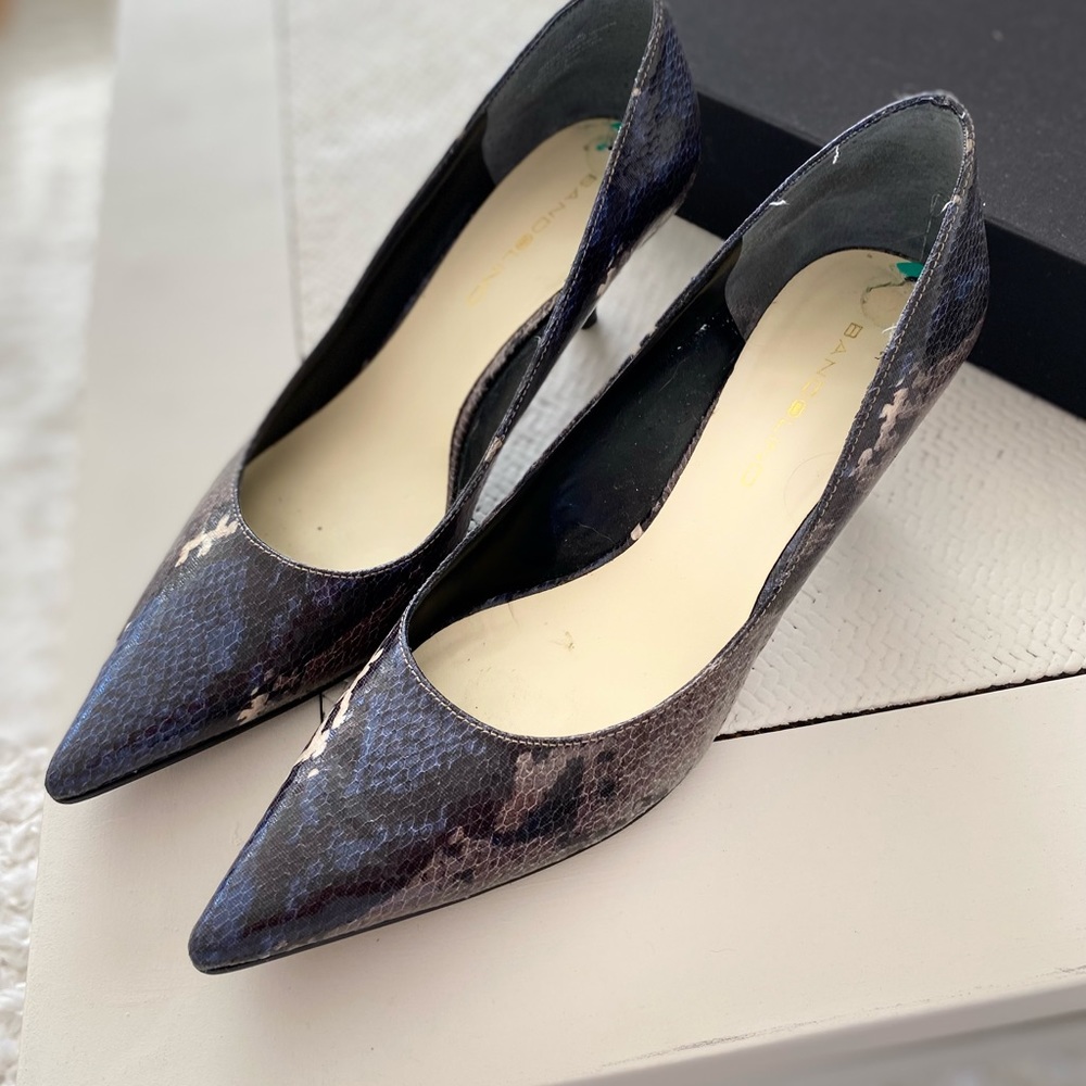 Bandalino kitten heels